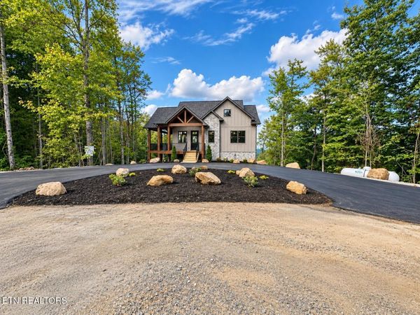 523 Percussion Court, Sevierville, TN 37862