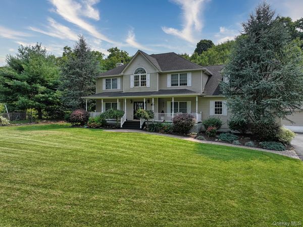 9 Roselawn Road, Highland Mills, NY 10930