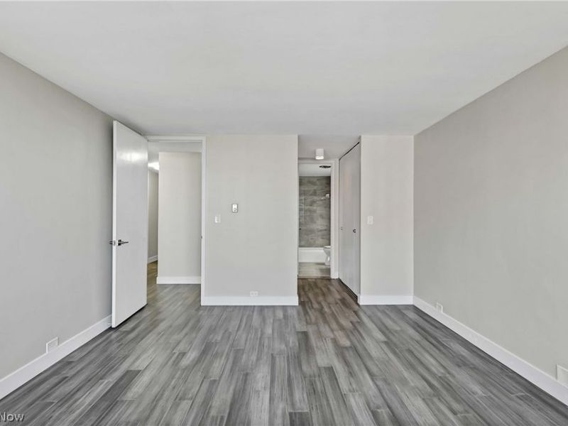 12700 Lake Avenue, Unit 1301, Lakewood, OH 44107 Photo 23