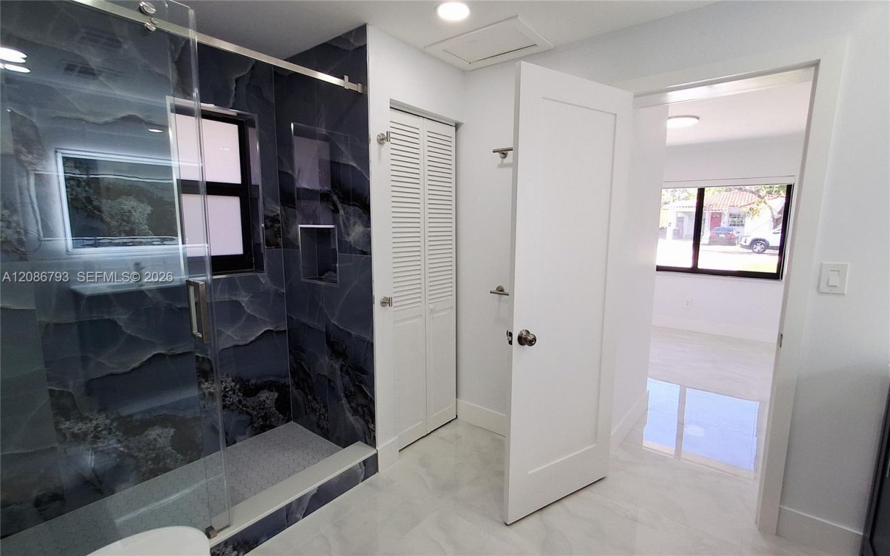 216 Shadow Way, Miami Springs, FL 33166 Photo