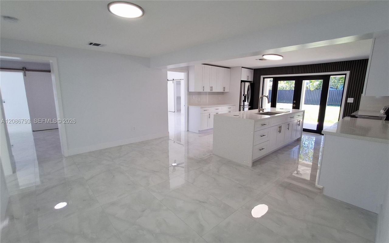 216 Shadow Way, Miami Springs, FL 33166 Photo