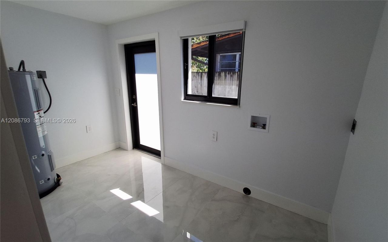 216 Shadow Way, Miami Springs, FL 33166 Photo