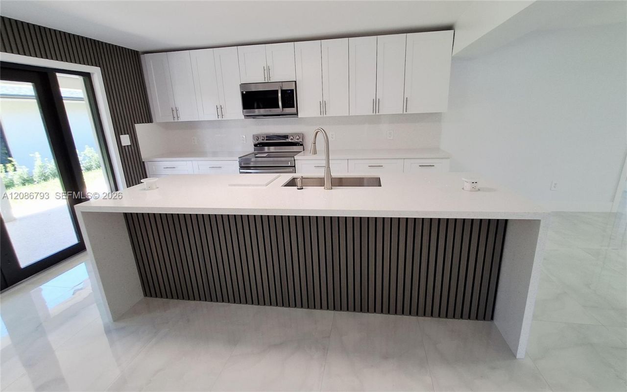 216 Shadow Way, Miami Springs, FL 33166 Photo