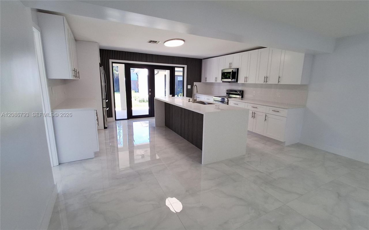 216 Shadow Way, Miami Springs, FL 33166 Photo