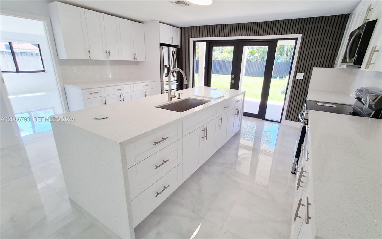 216 Shadow Way, Miami Springs, FL 33166 Photo