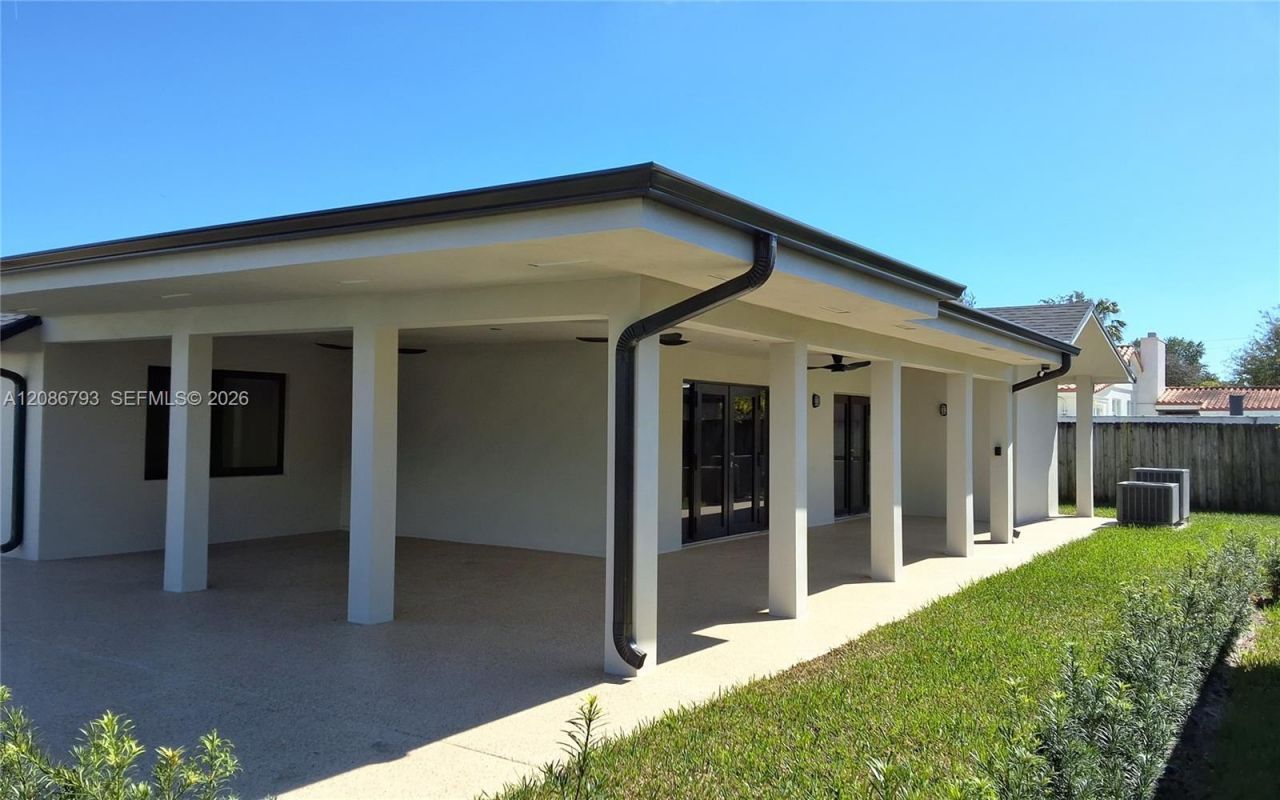 216 Shadow Way, Miami Springs, FL 33166 Photo