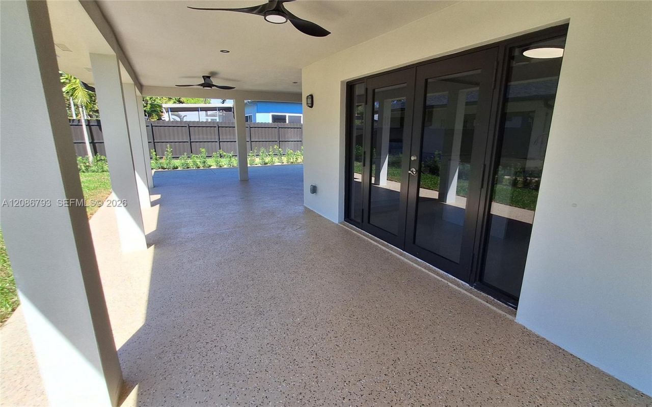 216 Shadow Way, Miami Springs, FL 33166 Photo