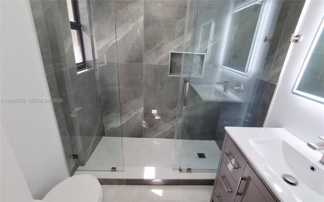 216 Shadow Way, Miami Springs, FL 33166 Photo