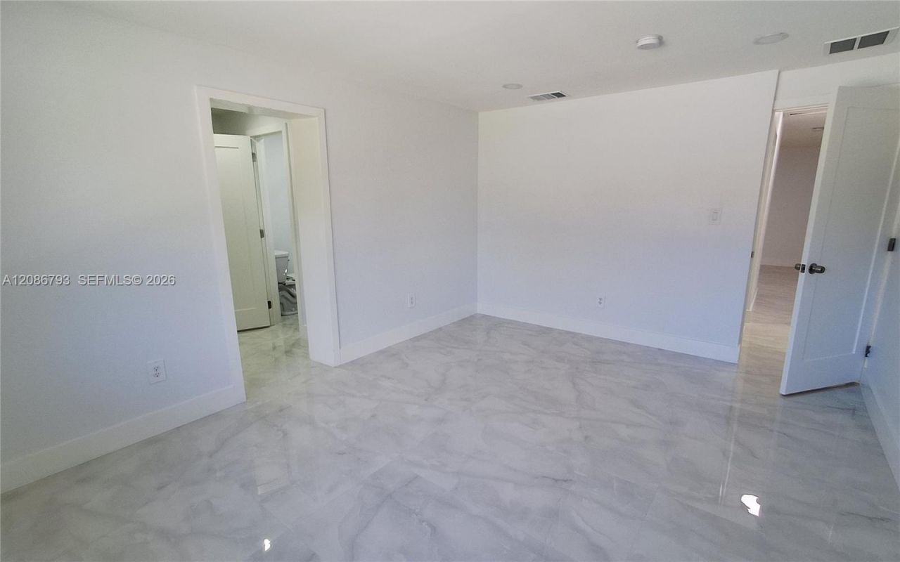 216 Shadow Way, Miami Springs, FL 33166 Photo