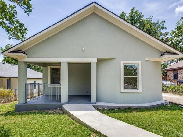 618 E Woodard Street , Denison, TX 75021