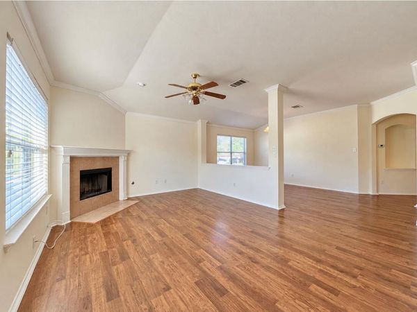 2001 Angelique CT, Leander, TX 78641