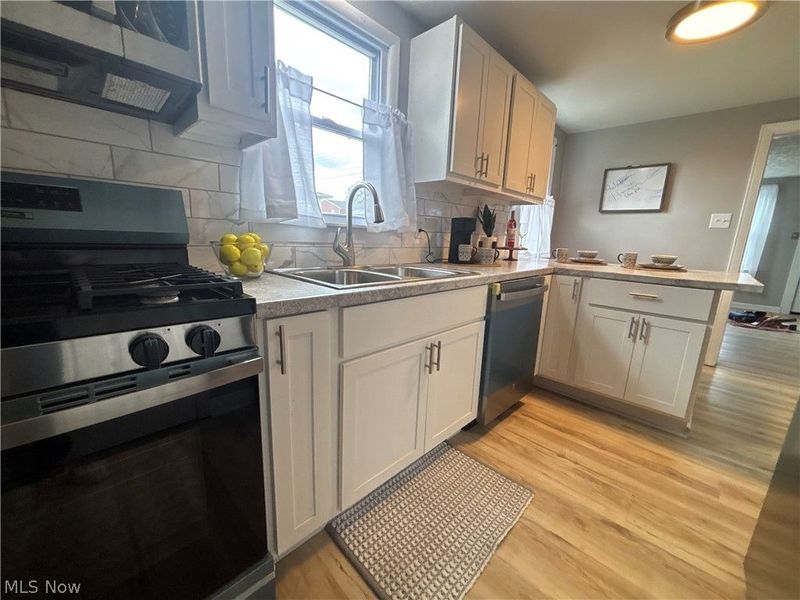 1242 Dartmouth Avenue SW, Canton, OH 44710 Photo 3