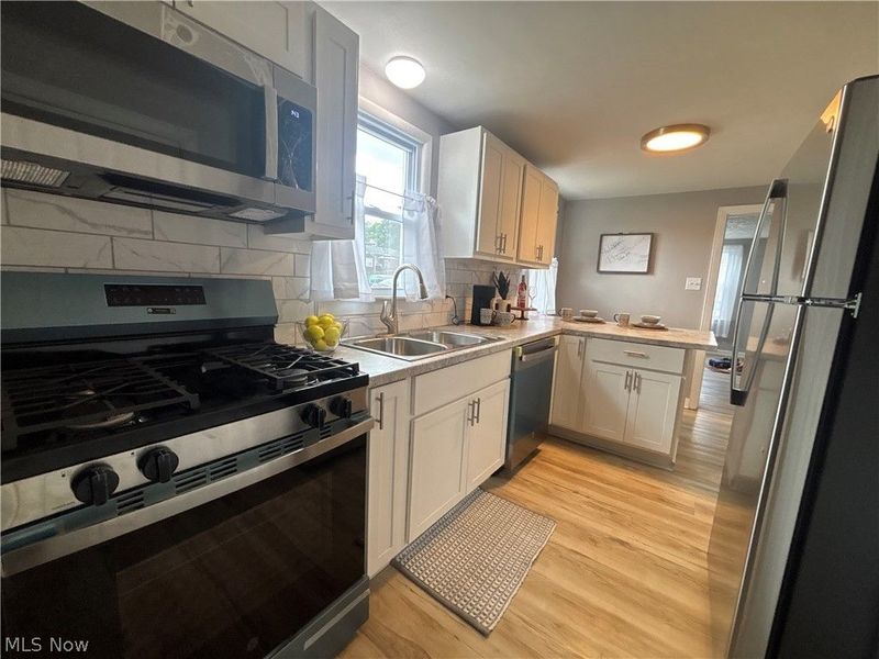 1242 Dartmouth Avenue SW, Canton, OH 44710 Photo 4