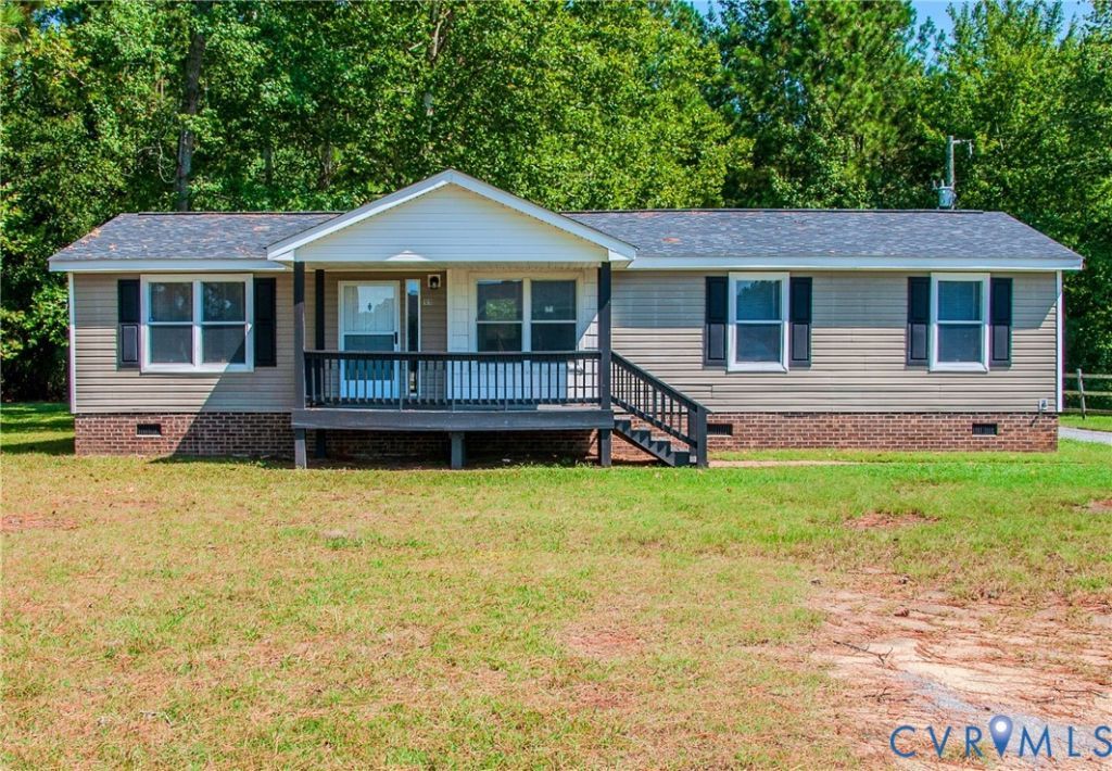 1010 Low Ground Road, Emporia, VA 23847 Main Photo