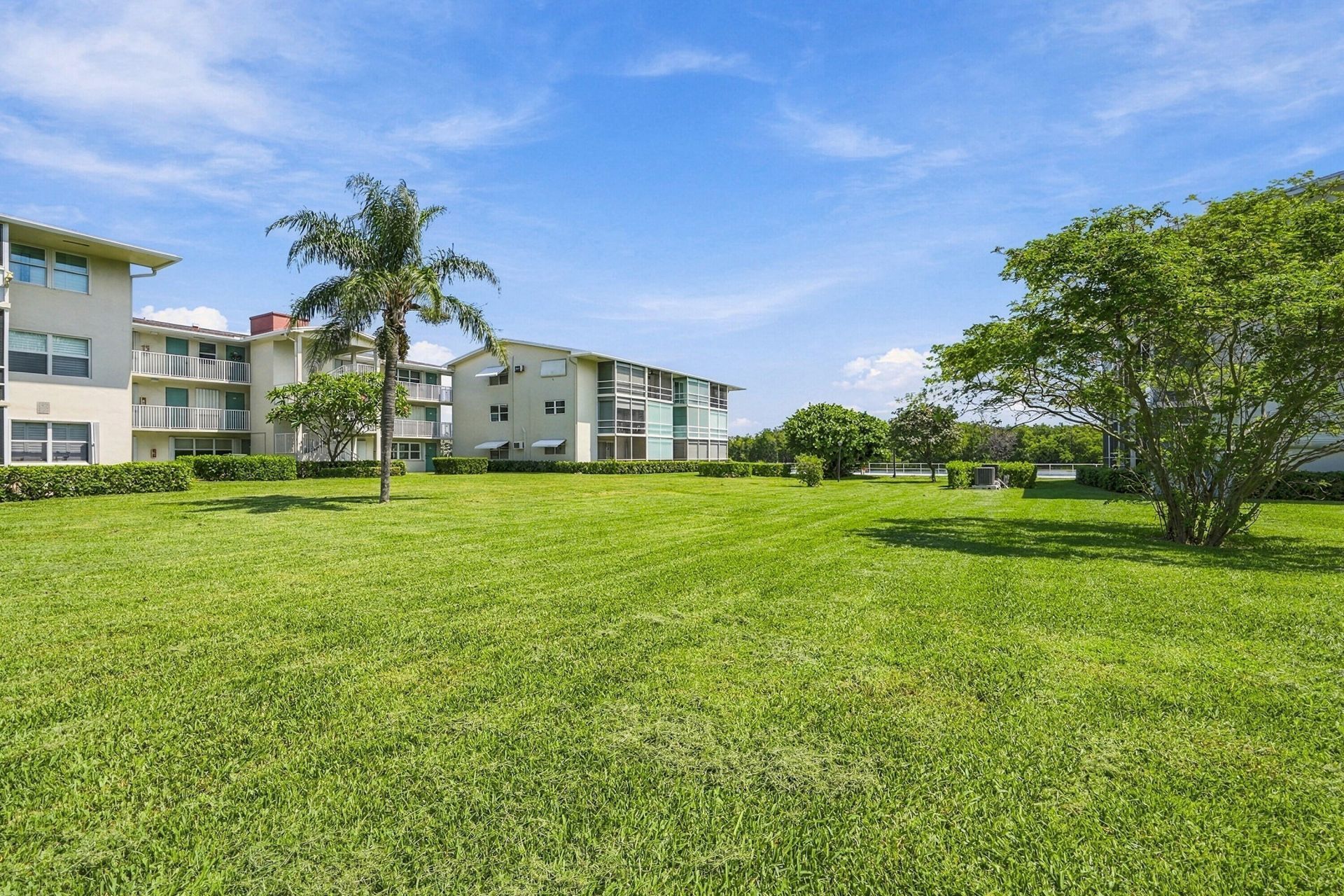 530 Horizons E, Unit 104, Boynton Beach, FL 33435 Photo