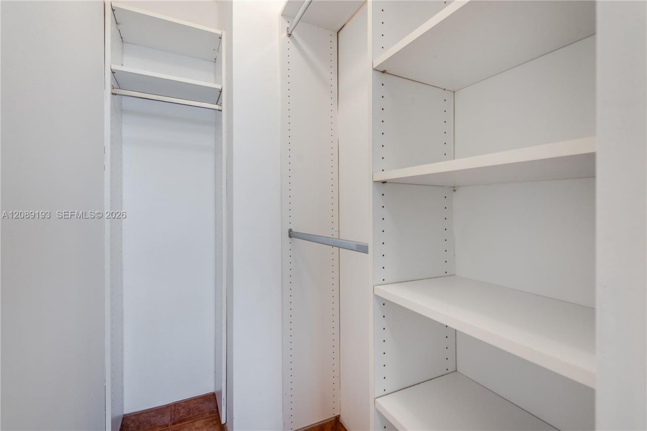 3180 S Ocean Dr, Unit 310, Hallandale Beach, FL 33009 Photo