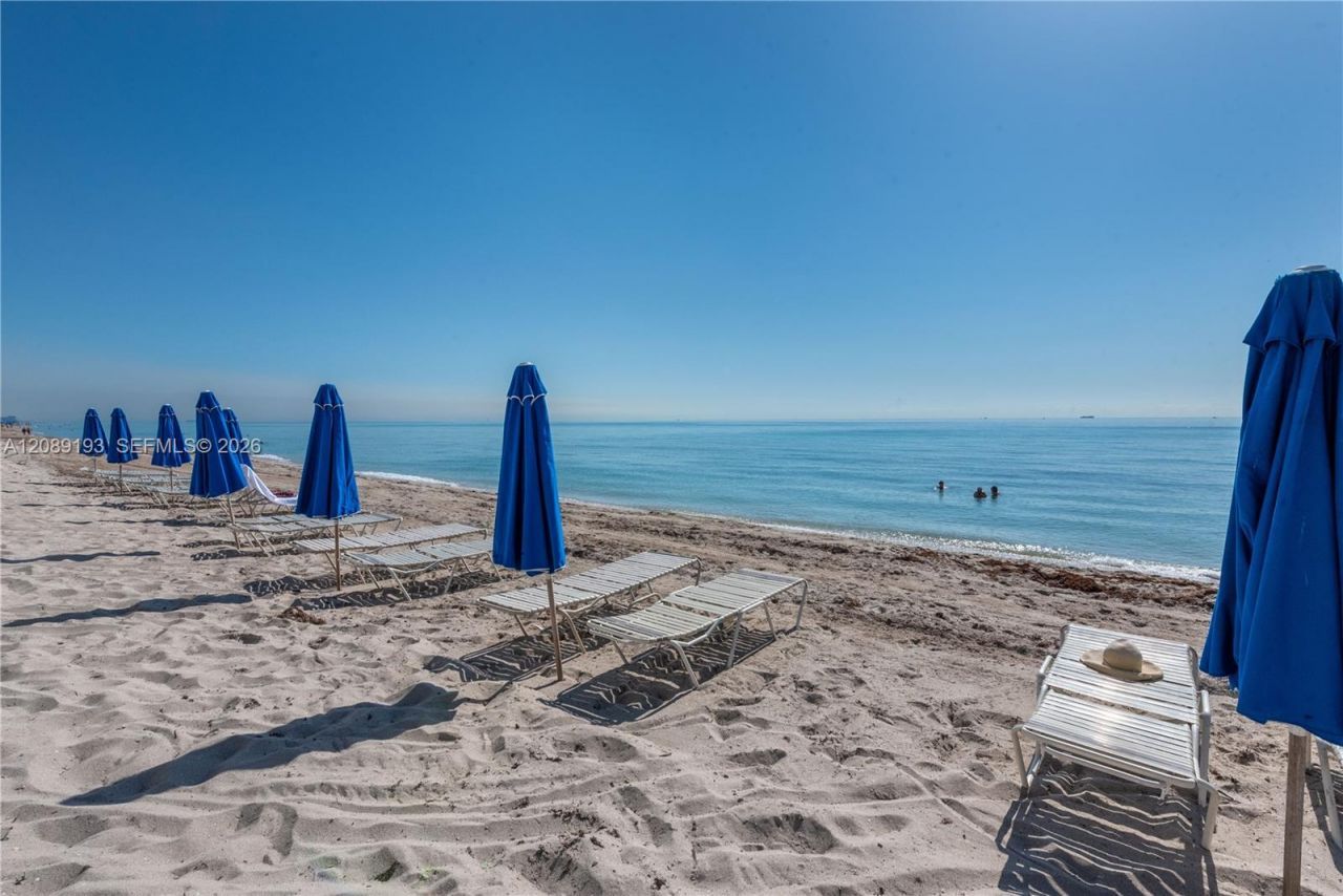 3180 S Ocean Dr, Unit 310, Hallandale Beach, FL 33009 Photo