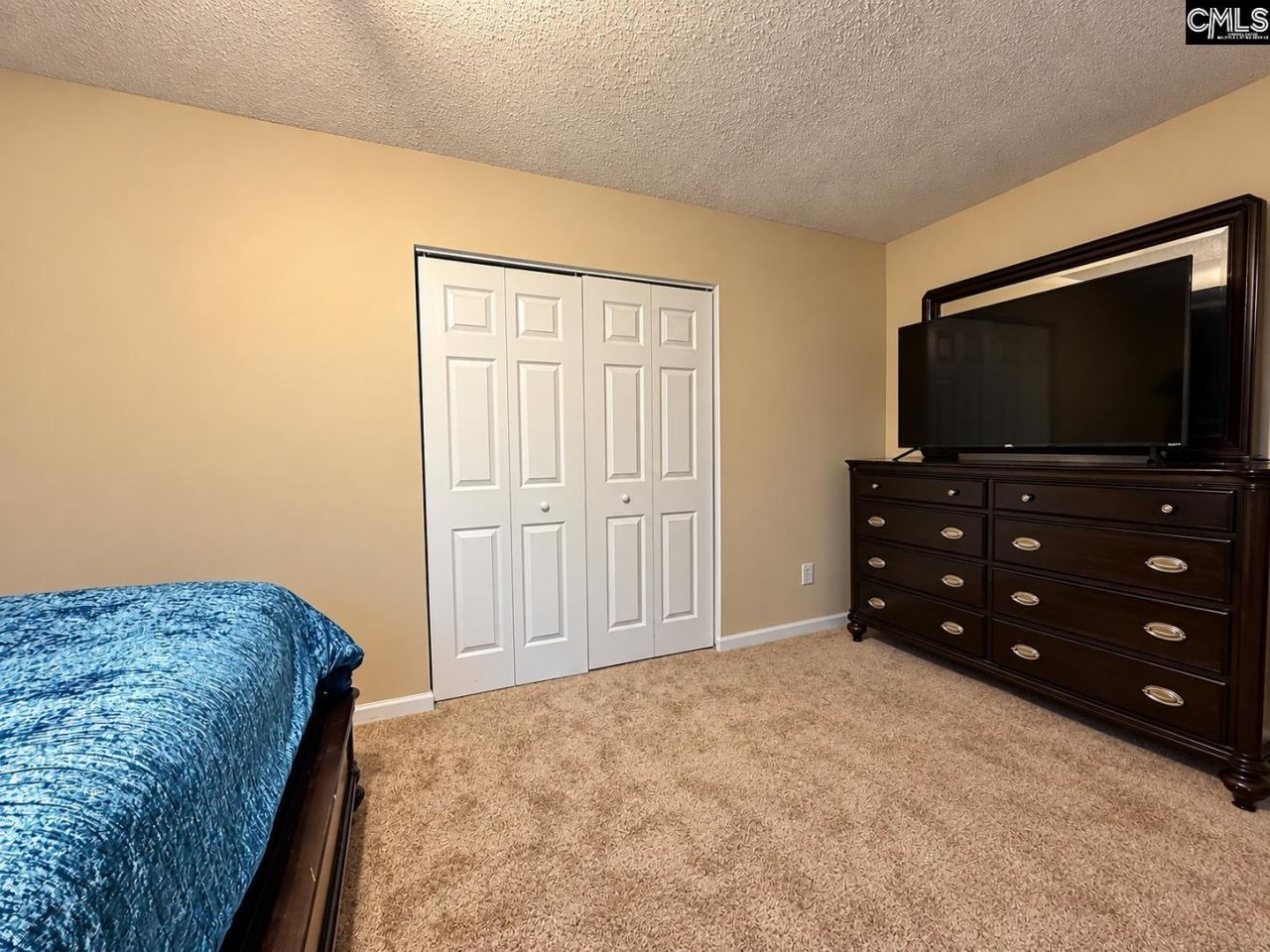 101 Fox Grove Circle Photo 19