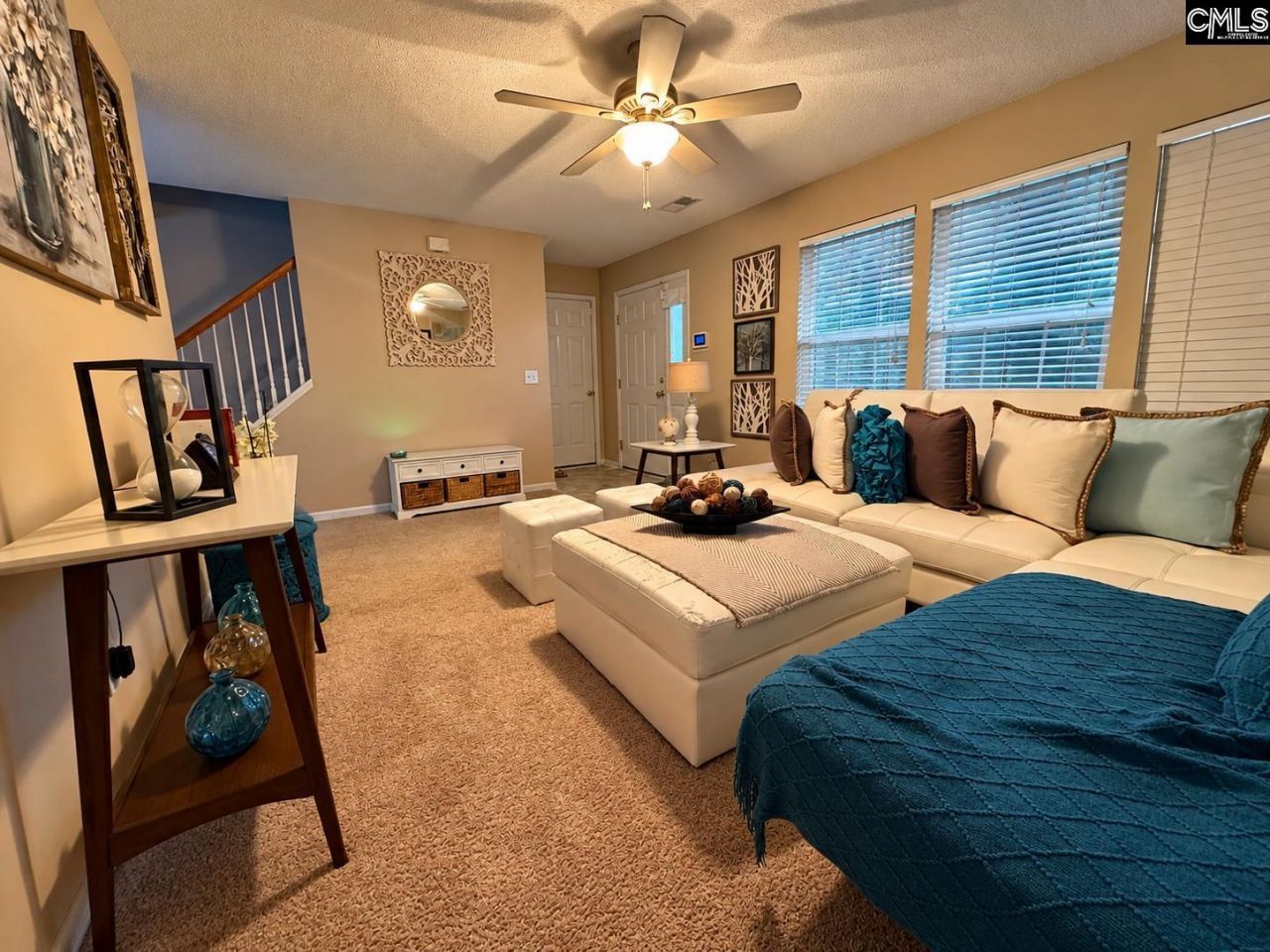 101 Fox Grove Circle Photo 4