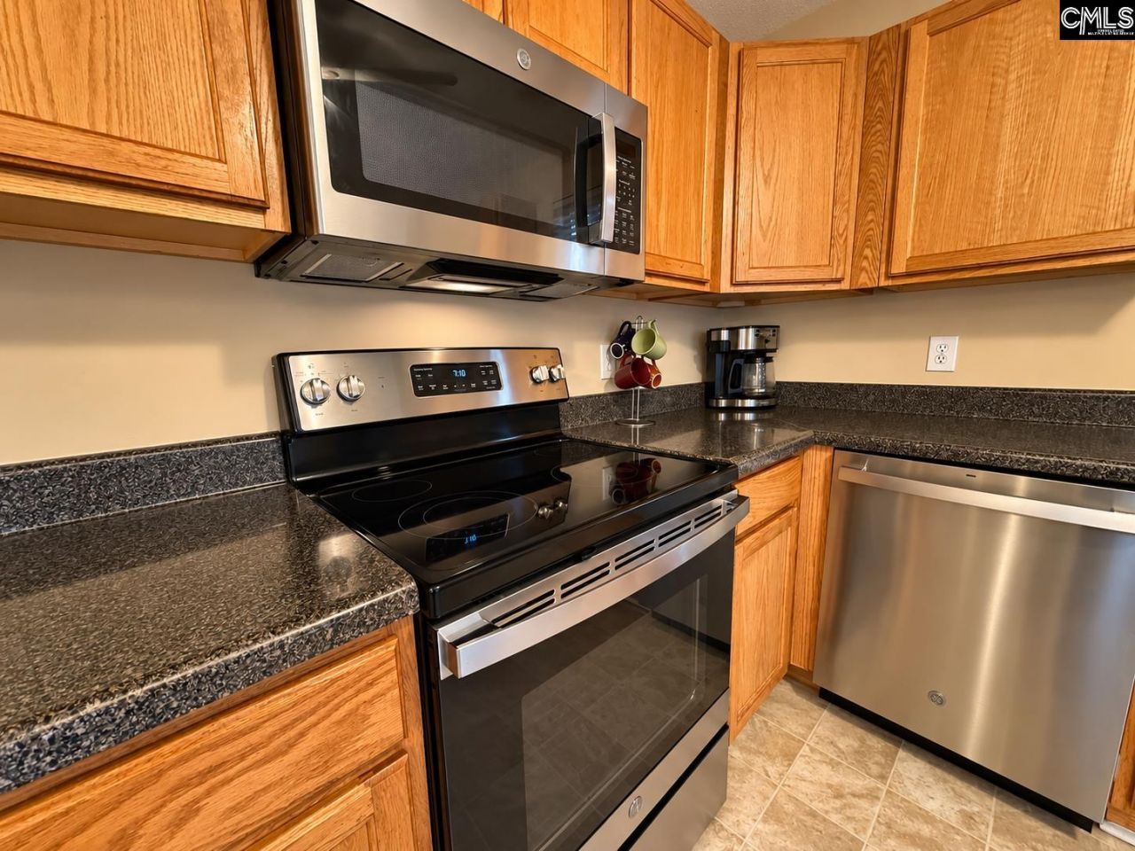 101 Fox Grove Circle Photo 9