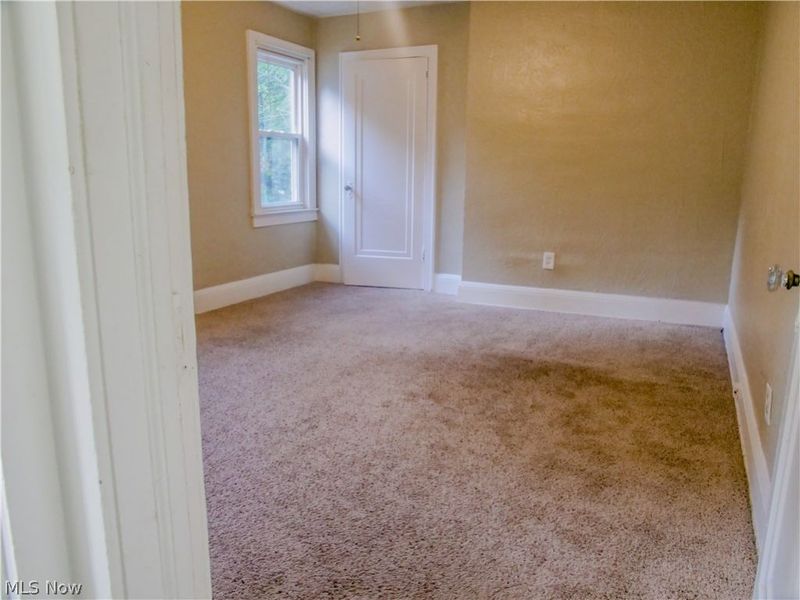 723 Grifton Avenue, Akron, OH 44305 Photo 12