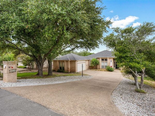 319 Copperleaf RD, Lakeway, TX 78734