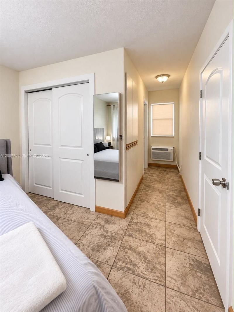 1026 NE 9th Ave, Fort Lauderdale, FL 33304 Photo