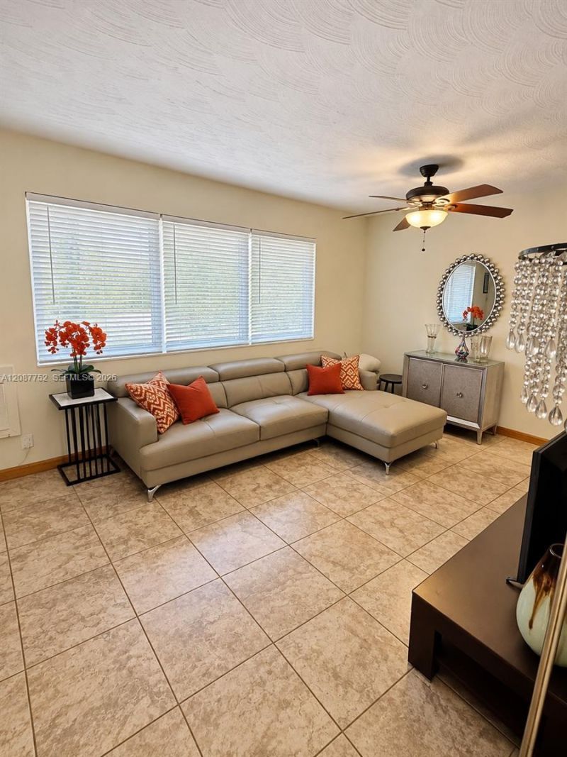 1026 NE 9th Ave, Fort Lauderdale, FL 33304 Photo