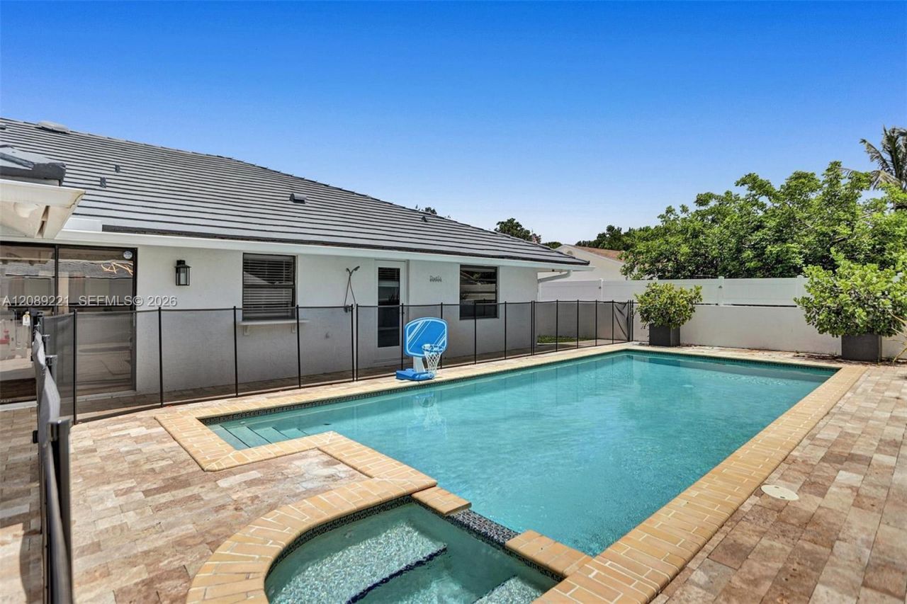 1531 SE 24th Ter, Pompano Beach, FL 33062 Photo