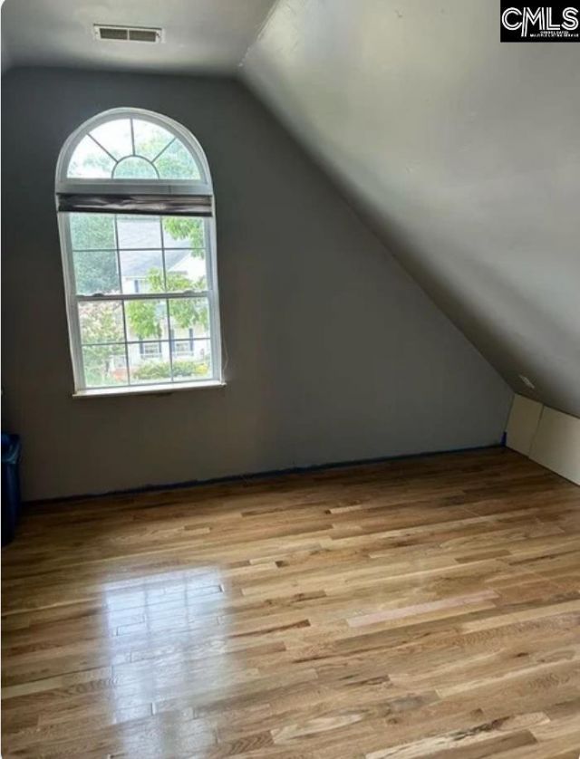 331 Heatherstone Road  Photo 30