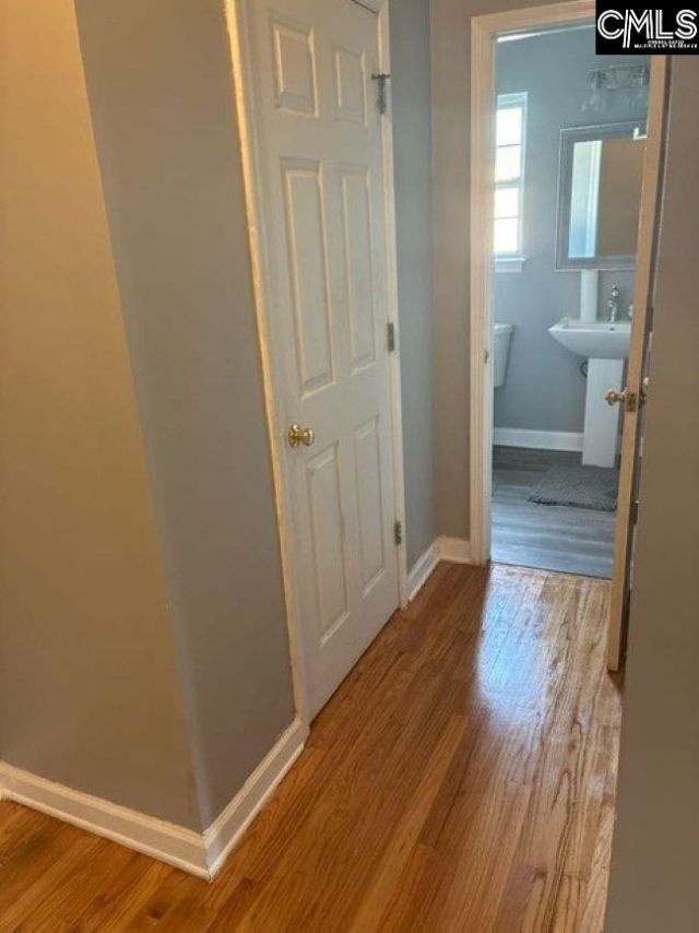331 Heatherstone Road  Photo 9