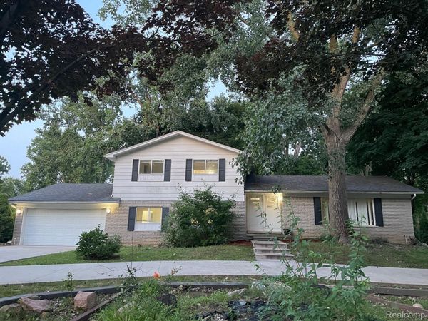 7421 Heather Heath , West Bloomfield Township, Mi 48322