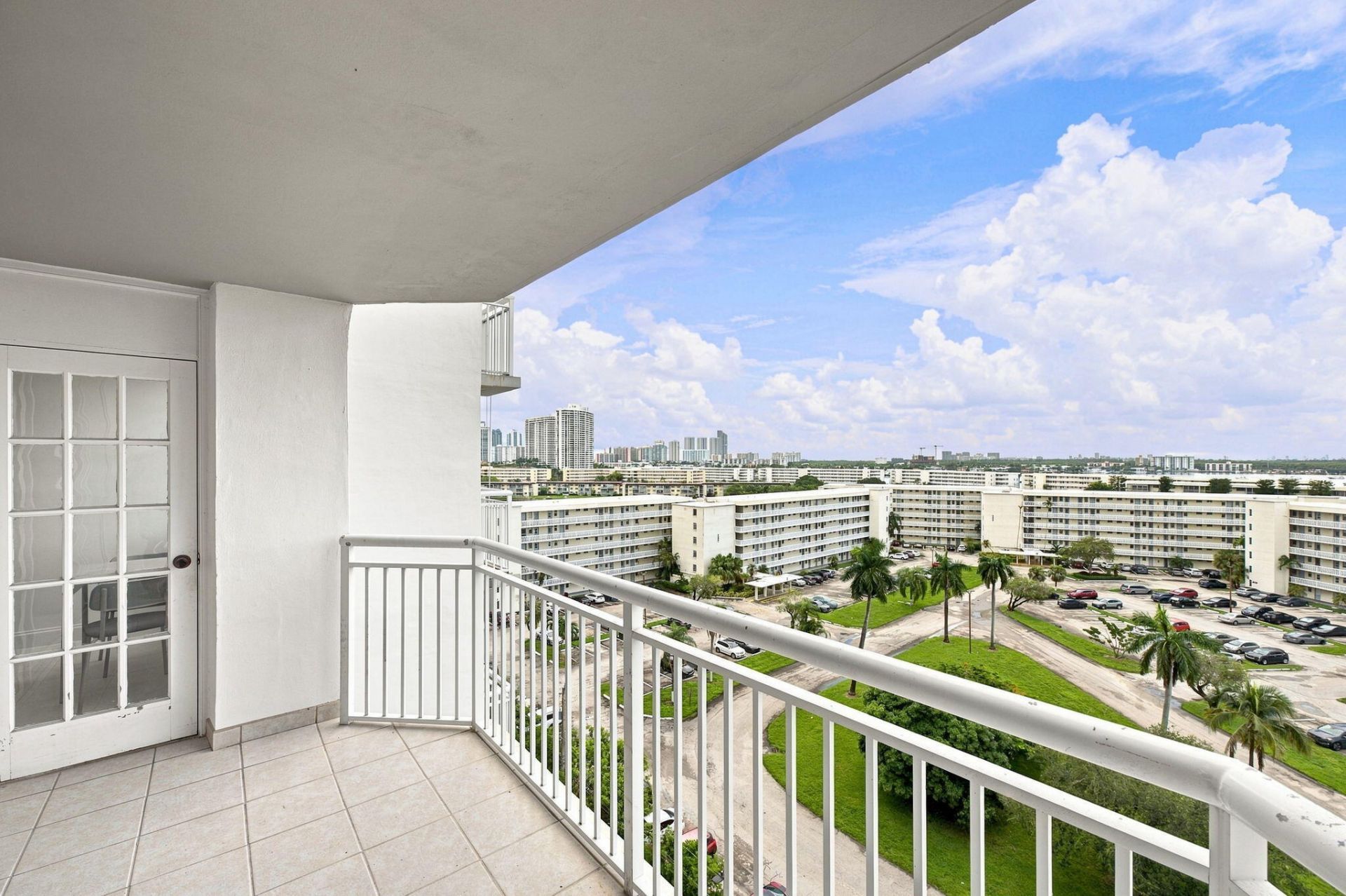 18021 Biscayne Boulevard, Unit 901, Aventura, FL 33160 Photo