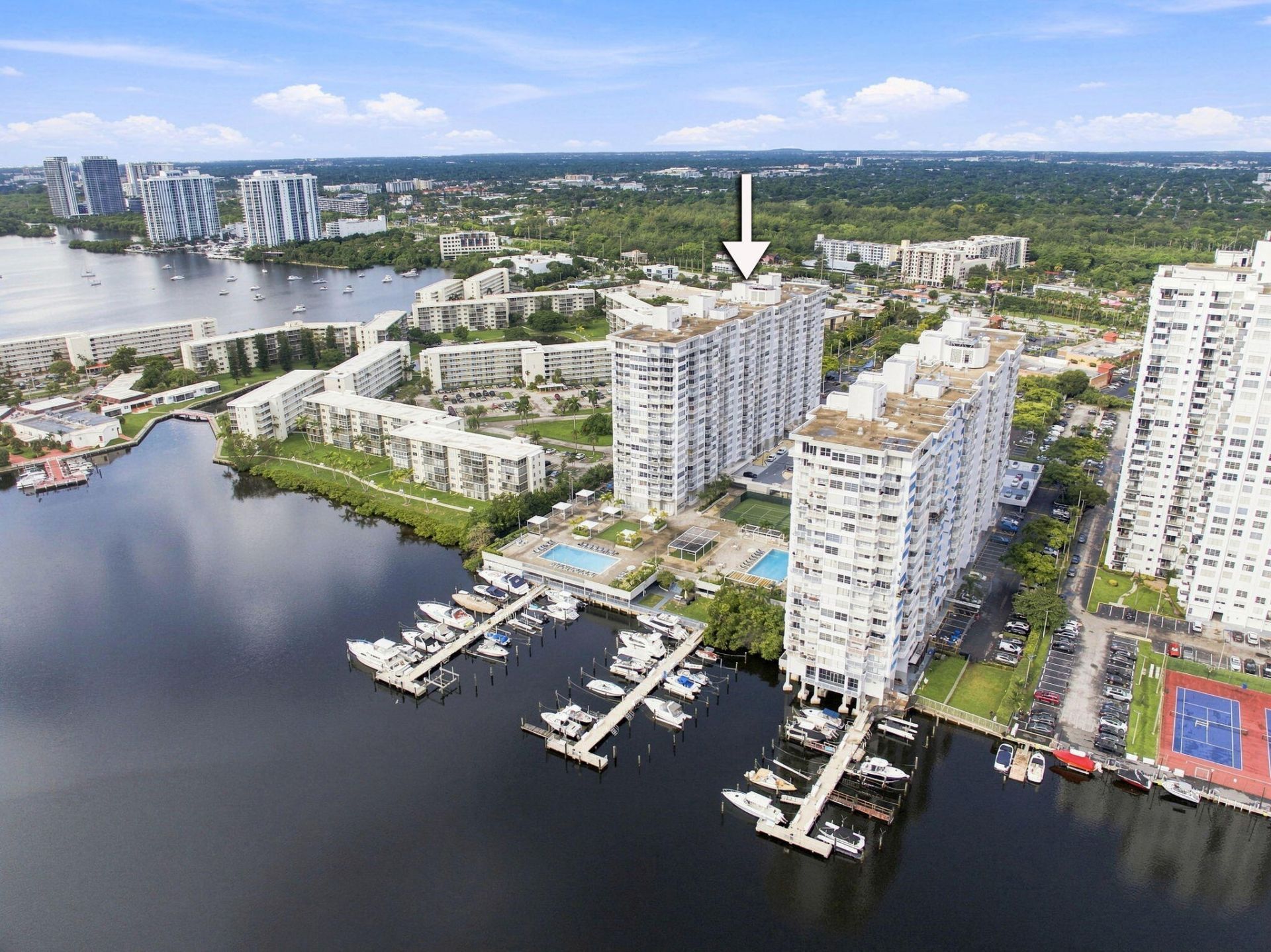 18021 Biscayne Boulevard, Unit 901, Aventura, FL 33160 Photo