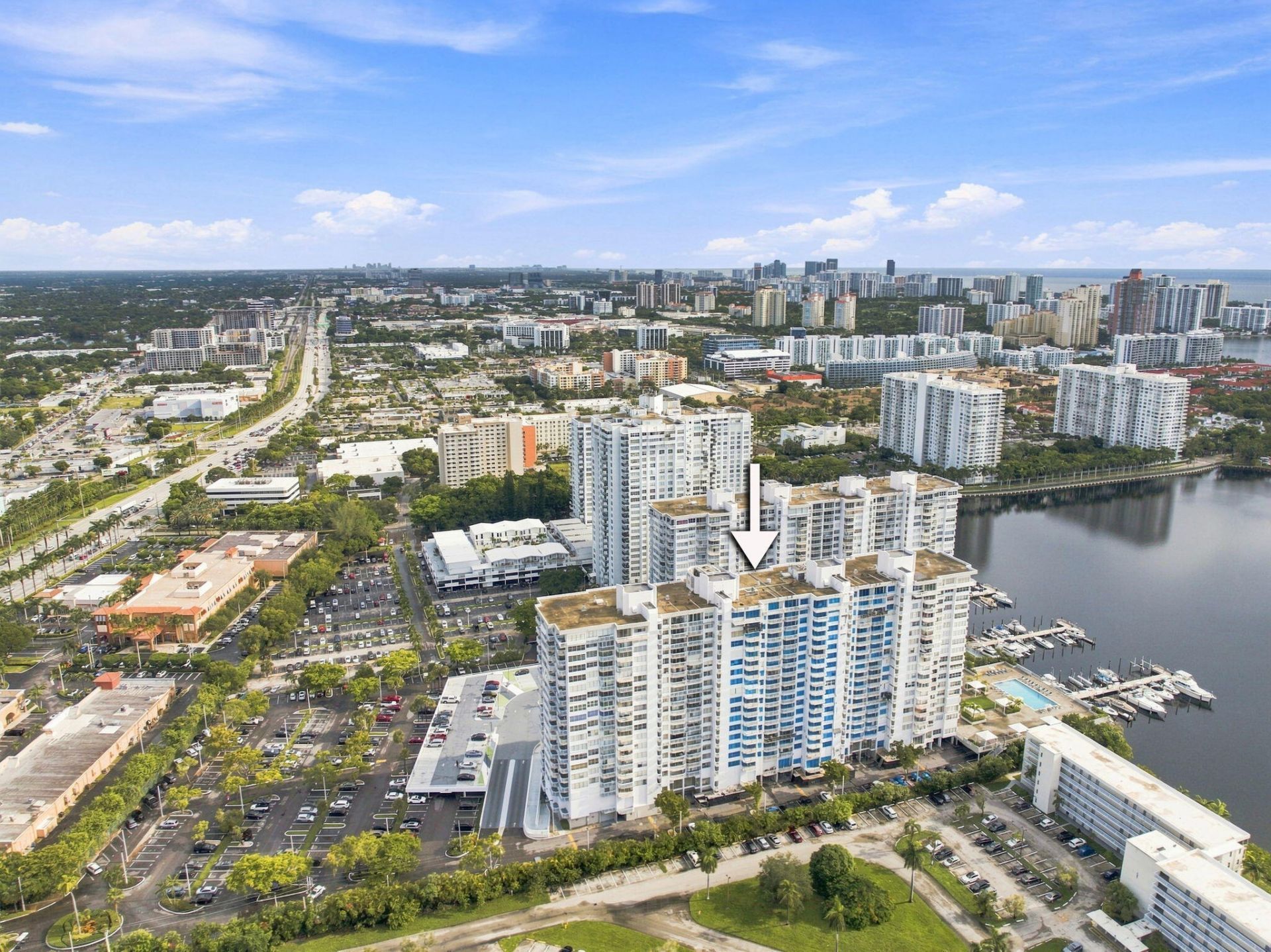 18021 Biscayne Boulevard, Unit 901, Aventura, FL 33160 Photo
