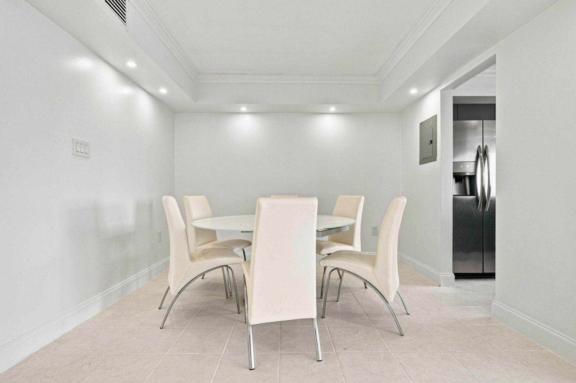18021 Biscayne Boulevard, Unit 901, Aventura, FL 33160 Photo