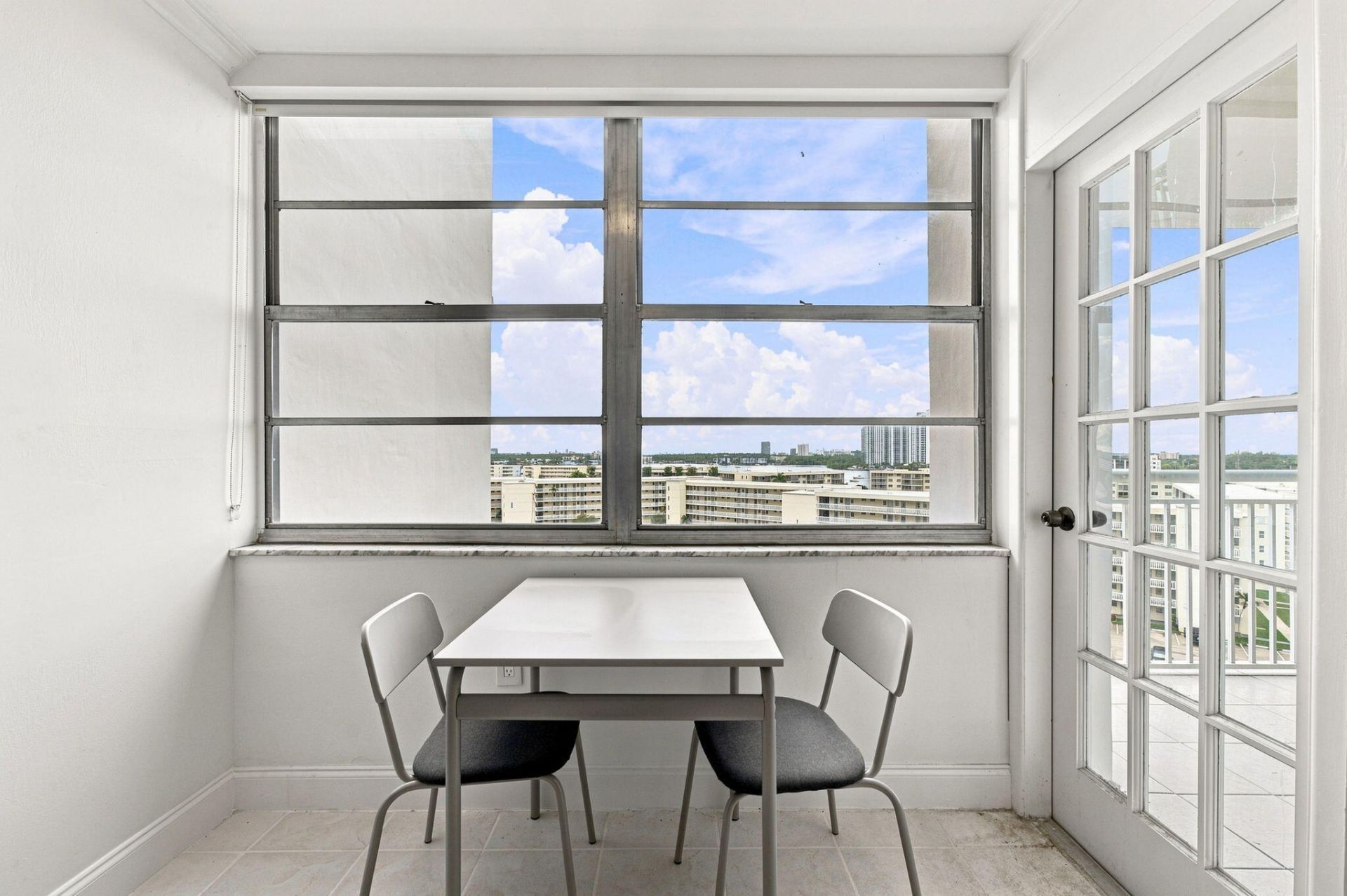 18021 Biscayne Boulevard, Unit 901, Aventura, FL 33160 Photo