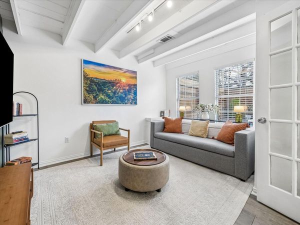 211 Lessin LN, Unit B, Austin, TX 78704