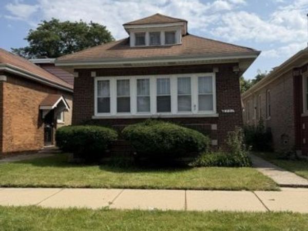 8741 S Laflin Street , Chicago, IL 60620