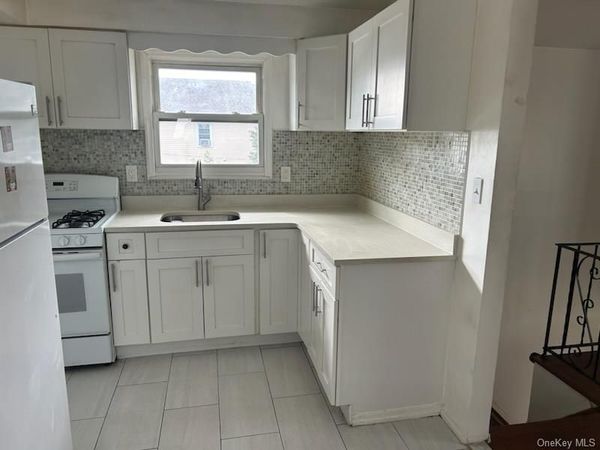 10425 215th Street , Queens Village, NY 11429