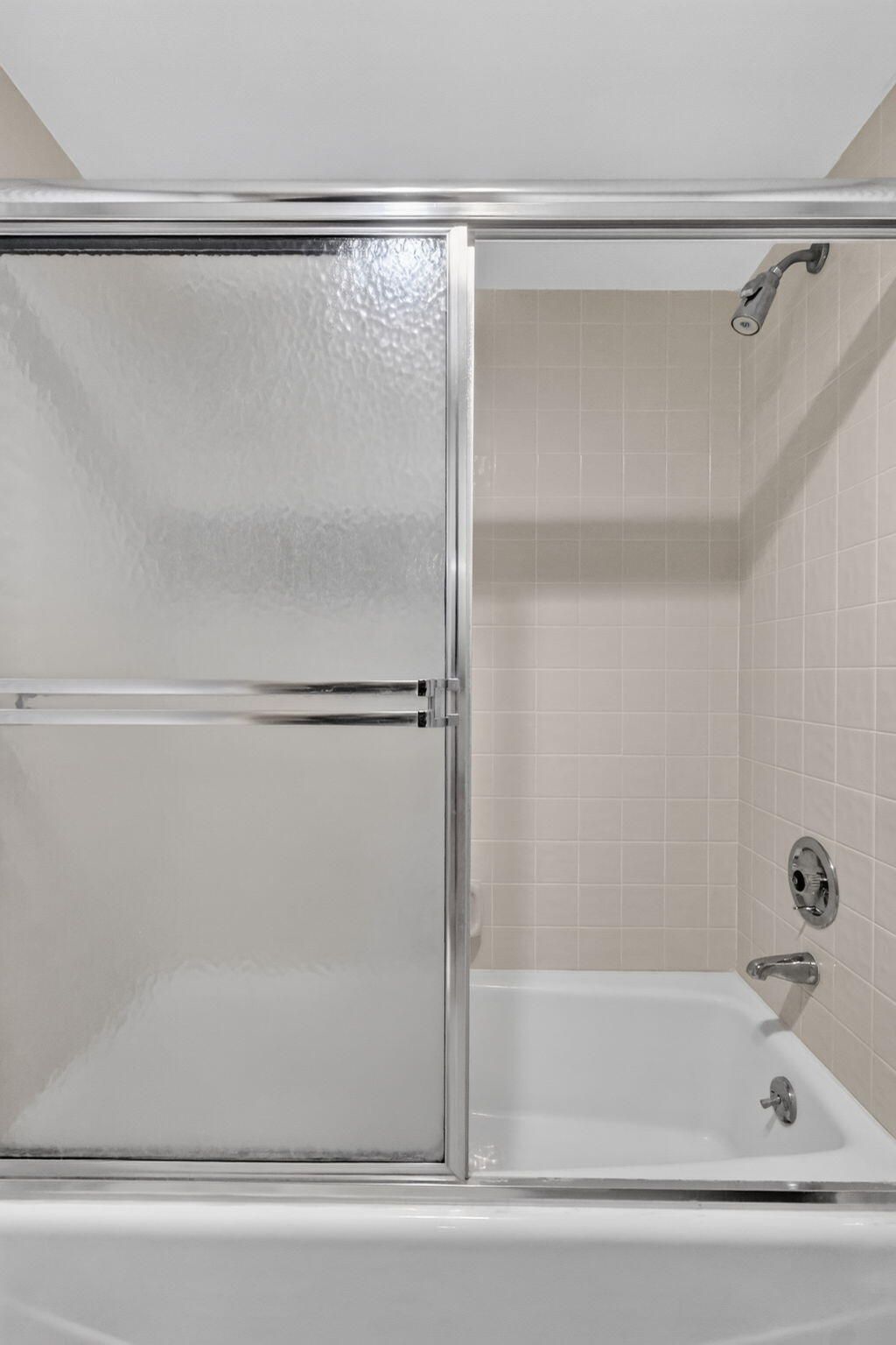5080 N Ocean Drive, Unit 14-D, Singer Island, FL 33404 Photo
