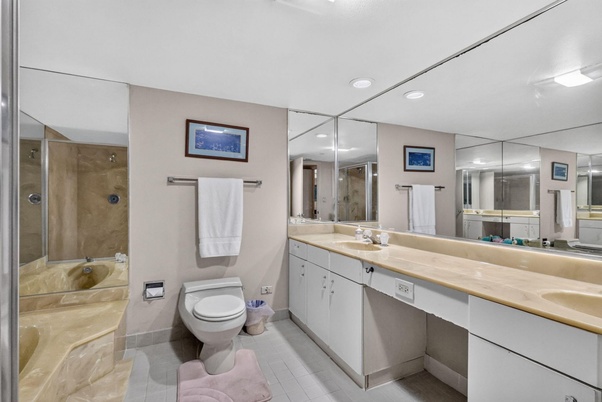 5080 N Ocean Drive, Unit 14-D, Singer Island, FL 33404 Photo