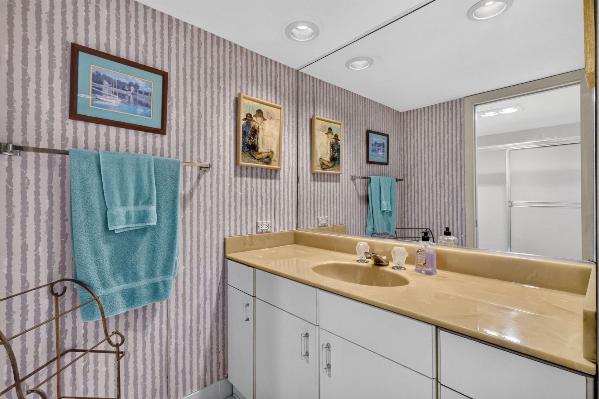 5080 N Ocean Drive, Unit 14-D, Singer Island, FL 33404 Photo