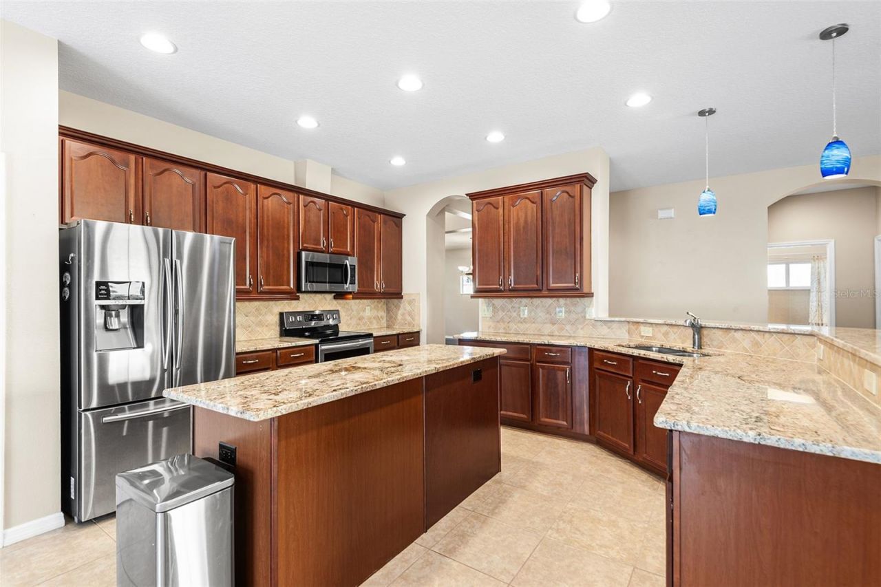 443 York Dale Drive, Ruskin, FL 33570 Photo