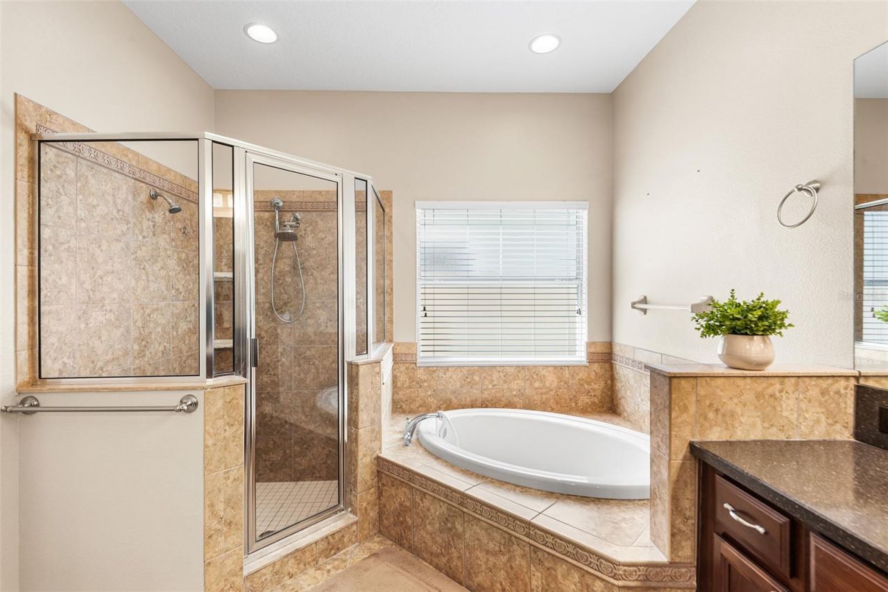 443 York Dale Drive, Ruskin, FL 33570 Photo