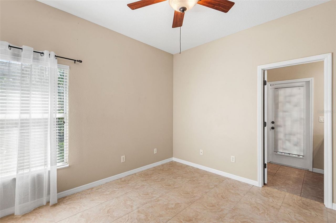 443 York Dale Drive, Ruskin, FL 33570 Photo