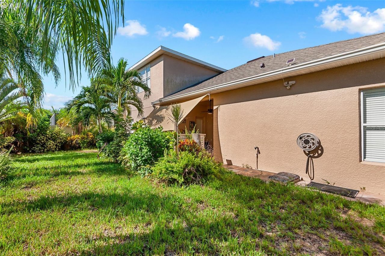443 York Dale Drive, Ruskin, FL 33570 Photo