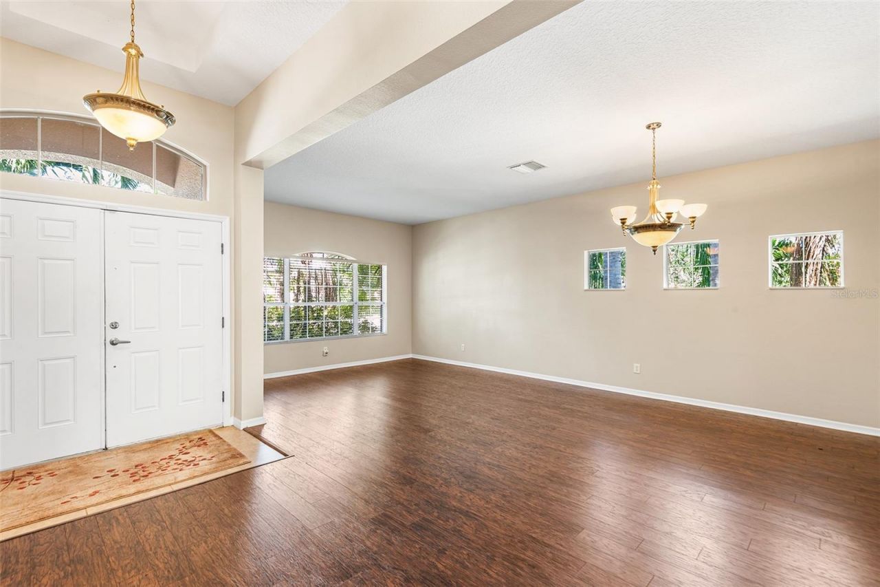 443 York Dale Drive, Ruskin, FL 33570 Photo