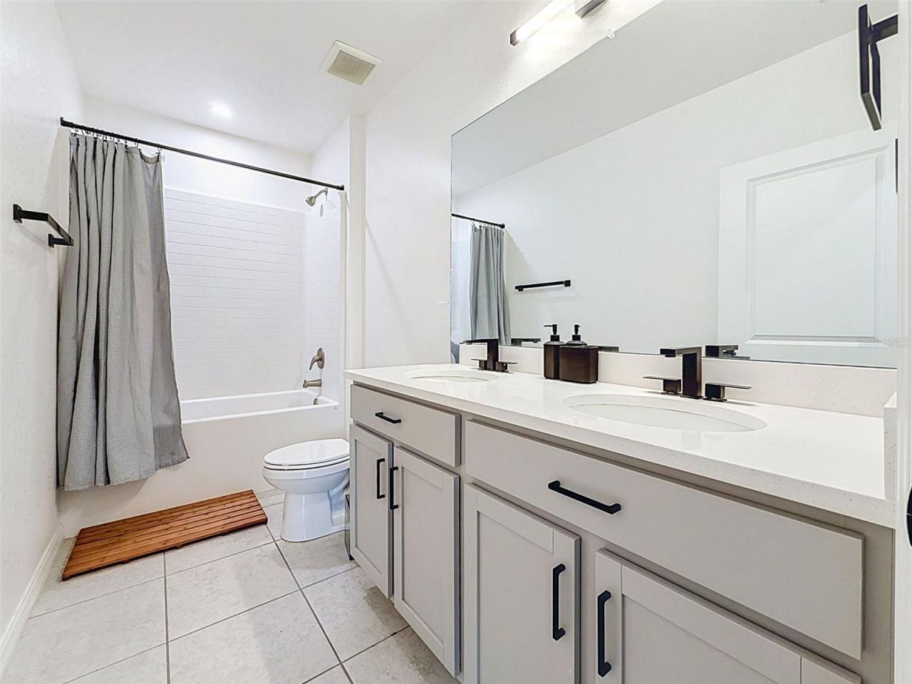 805 Whispering Pines Road, Cape Coral, FL 33993 Photo