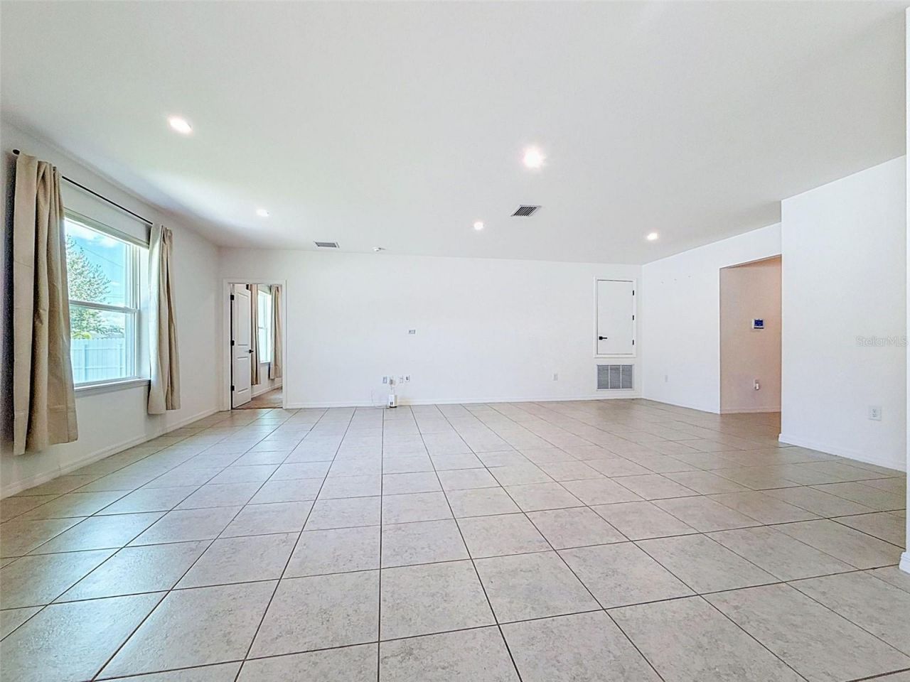 805 Whispering Pines Road, Cape Coral, FL 33993 Photo
